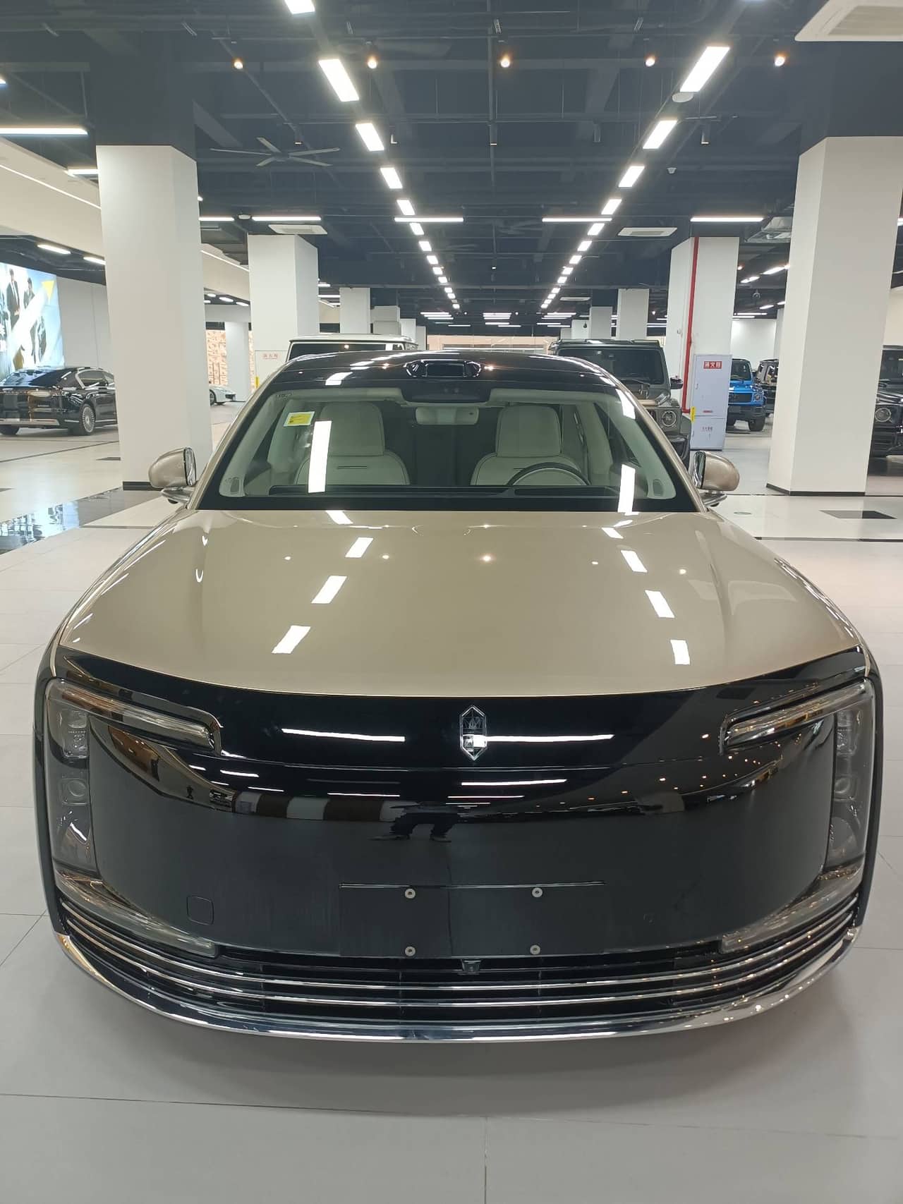 2025 HIMA MaextroS800; curated vehicle image
