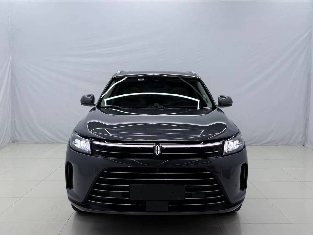 2022 HIMA AitoM7; curated vehicle image