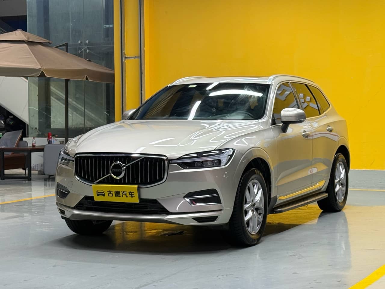 2020 Volvo XC60; curated vehicle image