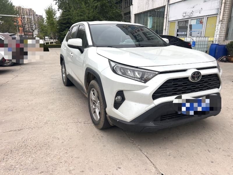Toyota RAV4 – 2021款 2WD Urban Edition; curated vehicle image